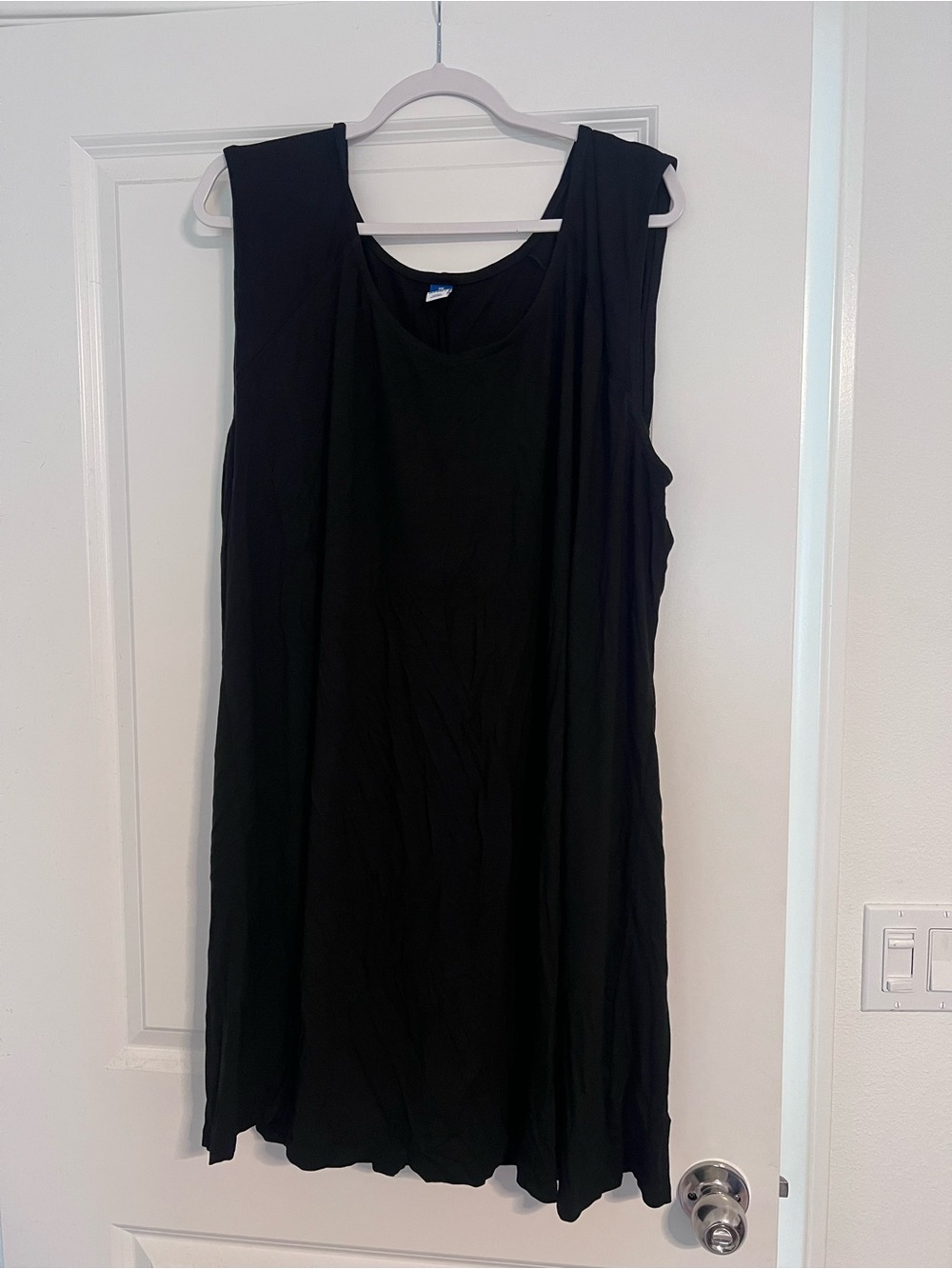 Old Navy Women’s Sleeveless Swing Dress